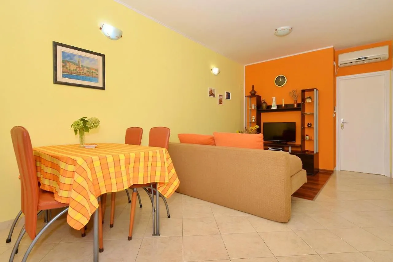Apartments With A Parking Space Slatine, Ciovo - 5158 Trogir