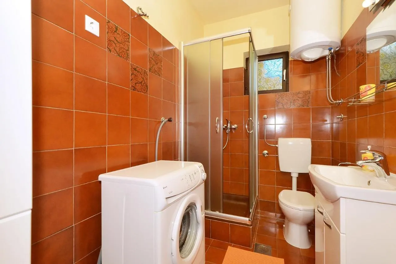 Apartments With A Parking Space Slatine, Ciovo - 5158 Trogir